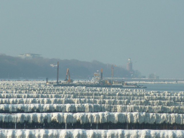 budowa umocnień brzegu morskiego w Kołobrzegu